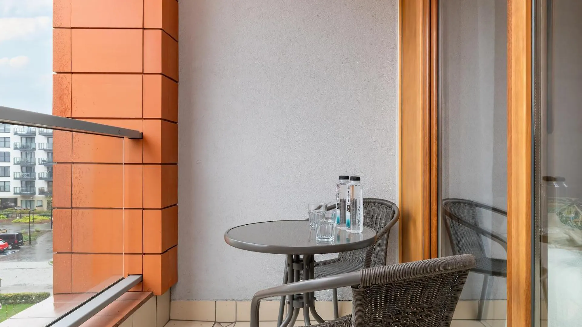 Modern Apartment In Gdansk Center Near The River With Parking By Noclegi Renters ポーランド